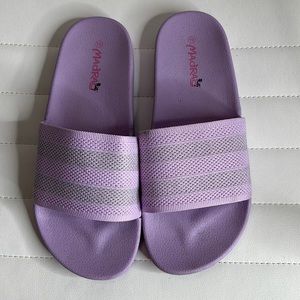 Purple beach slides size 10